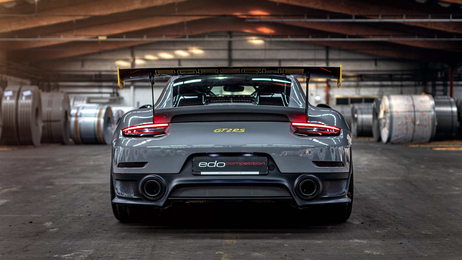 新教练权！主帅调整战术布局，为新一轮比赛做好准备，足球新教练